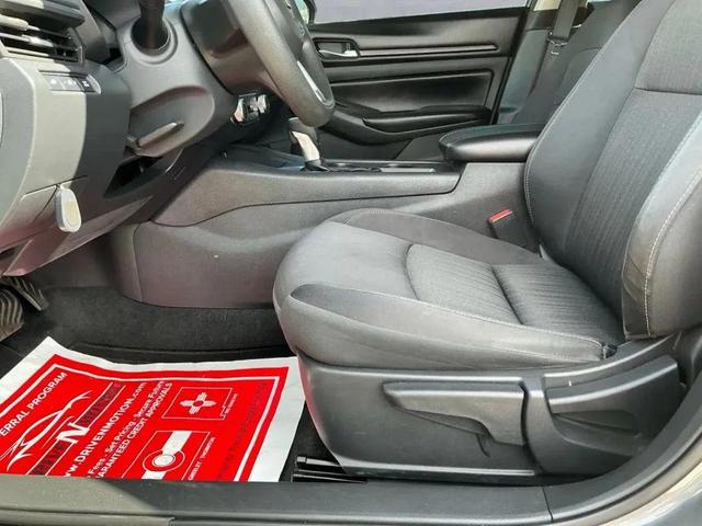 Photo of 2021 Gun Metallic Nissan Altima