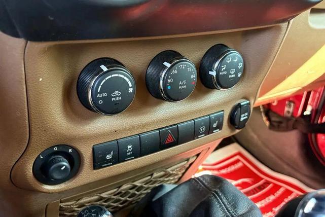 Photo of 2011 Red Jeep Wrangler Unlimited