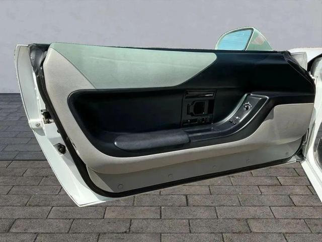 Photo of 1996 White Chevrolet Corvette