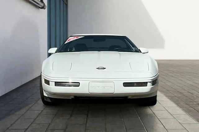 Photo of 1996 White Chevrolet Corvette