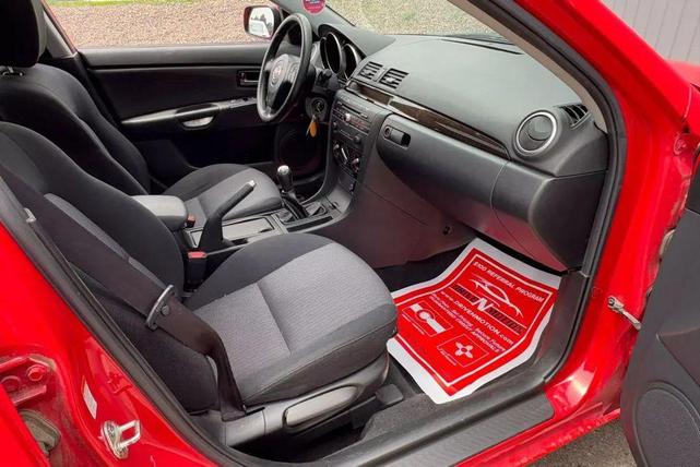 Photo of 2008 True Red Mazda Mazda3