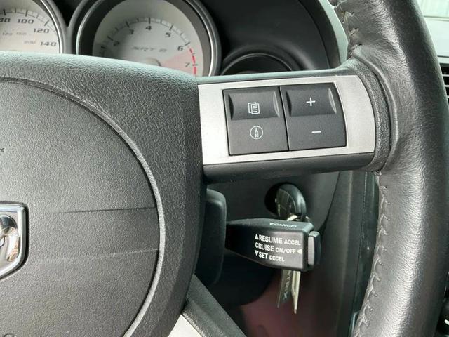 Photo of 2009 Gray Dodge Challenger