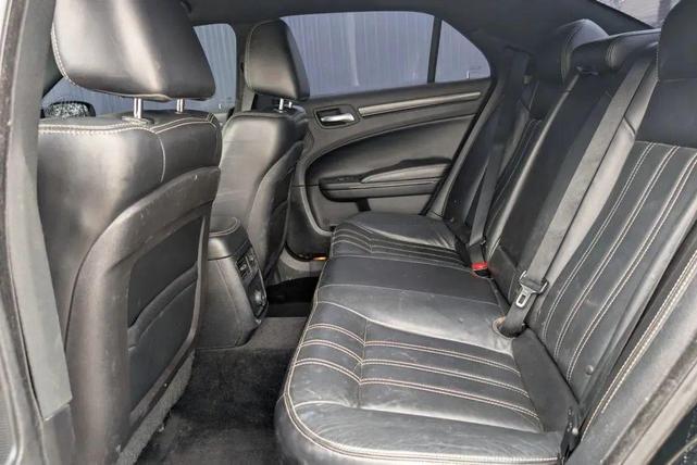 Photo of 2014 Black Chrysler 300