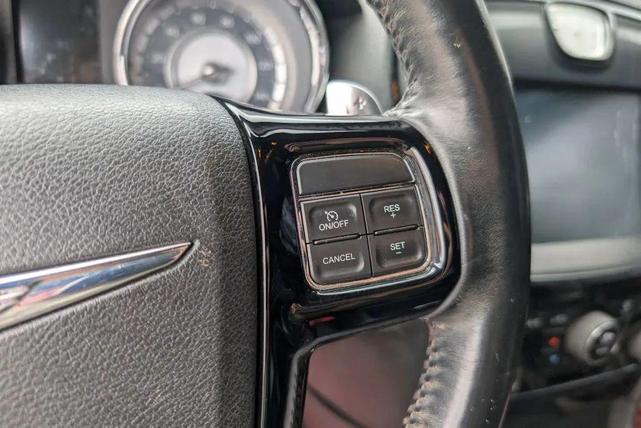 Photo of 2014 Black Chrysler 300