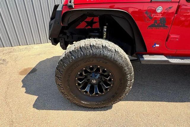 Photo of 2017 Redline Pearl Coat Jeep Wrangler Unlimited
