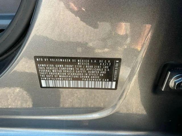 Photo of 2017 Platinum Gray Metallic Volkswagen Jetta