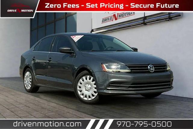 Photo of 2017 Platinum Gray Metallic Volkswagen Jetta