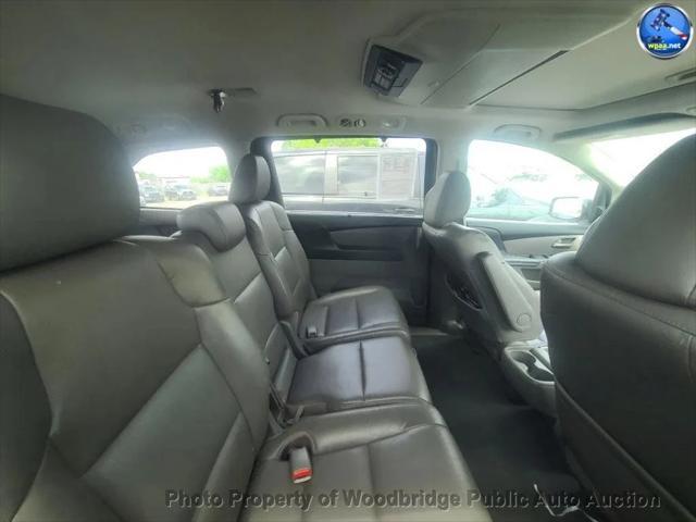 Photo of 2013 Crystal Black Pearl Honda Odyssey