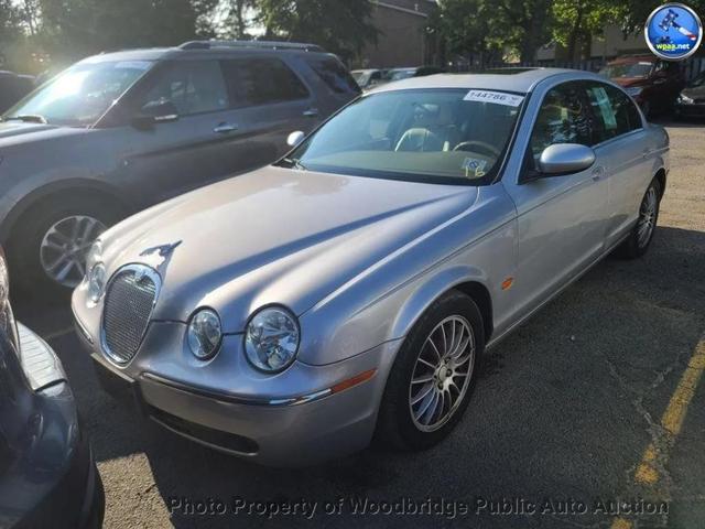Photo of 2006 Silver Jaguar S-Type