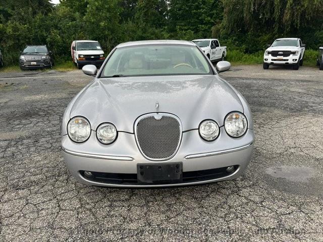 Photo of 2006 Silver Jaguar S-Type