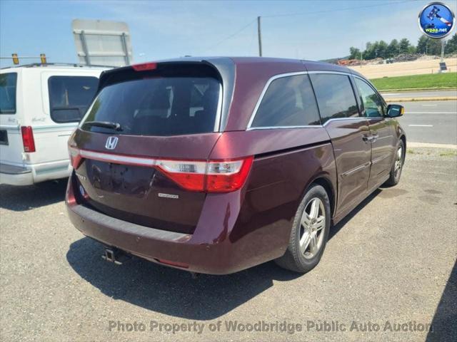 Photo of 2011 Maroon Honda Odyssey
