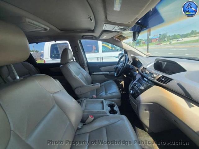 Photo of 2011 Maroon Honda Odyssey