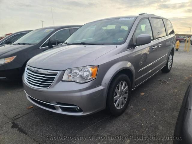 2016 Chrysler Town & Country