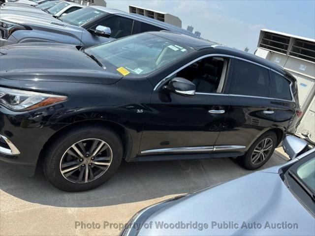 Photo of 2018 Black Obsidian INFINITI QX60
