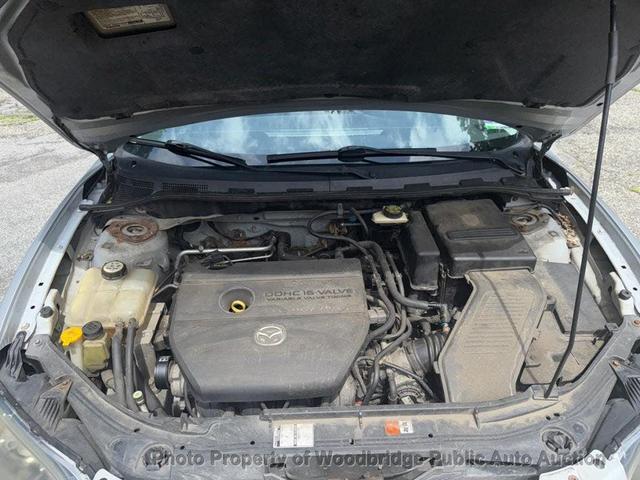Photo of 2006 Sunlight Silver Metallic Mazda Mazda3