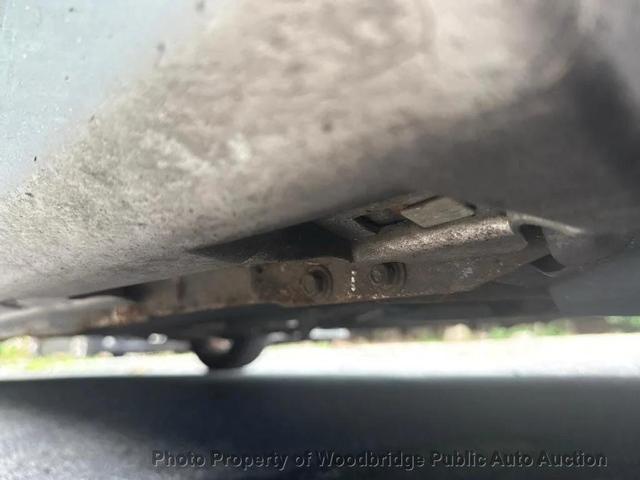 Photo of 2006 Sunlight Silver Metallic Mazda Mazda3