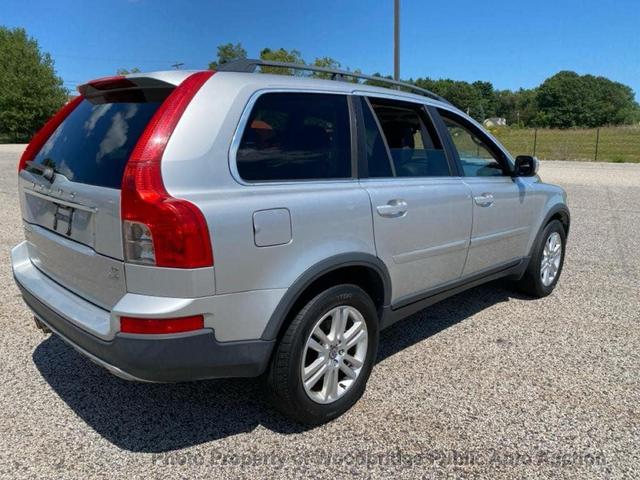 Photo of 2009 Silver Metallic Volvo XC90