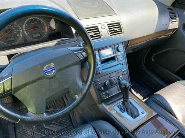 Photo of 2009 Silver Metallic Volvo XC90