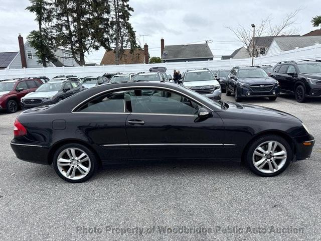 Photo of 2006 Black Mercedes-Benz CLK-Class