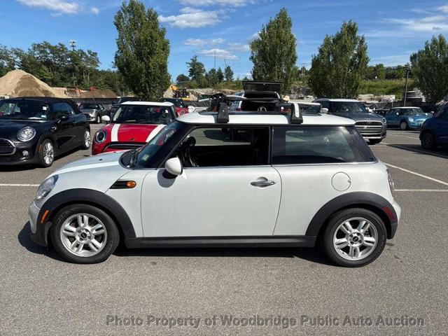 Photo of 2013 Gray MINI Hardtop