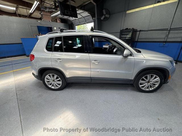 Photo of 2009 Reflex Silver Metallic Volkswagen Tiguan