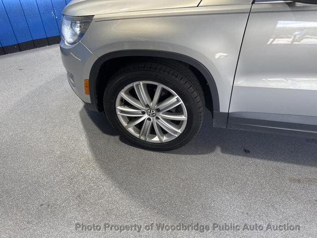 Photo of 2009 Reflex Silver Metallic Volkswagen Tiguan