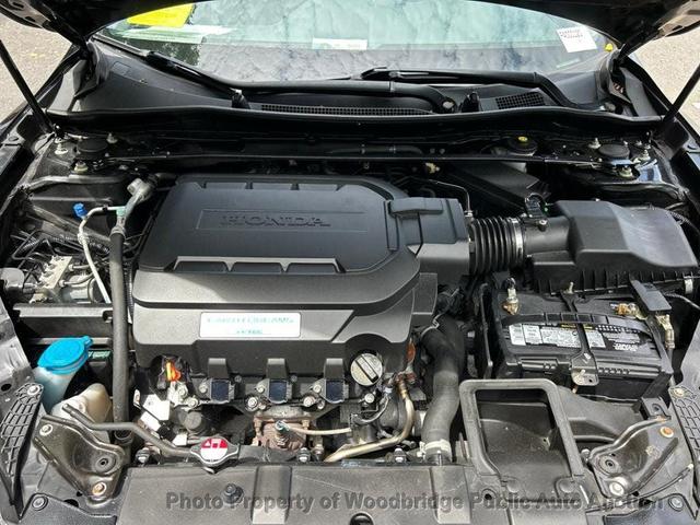 Photo of 2015 Crystal Black Pearl Honda Accord