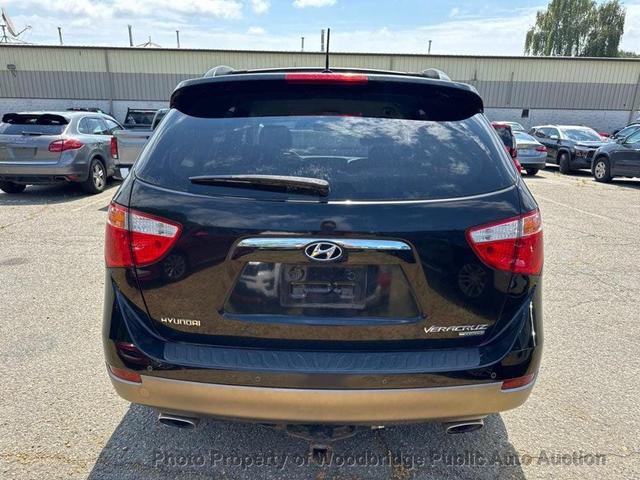 Photo of 2011 Black Noir Pearl Mica Hyundai Veracruz