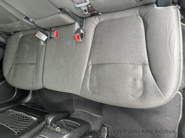 Photo of 2014 Bright Silver Kia Sorento
