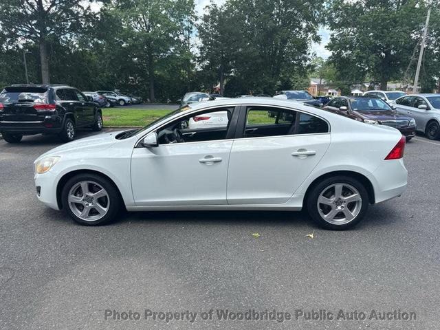 Photo of 2012 Ice White Volvo S60