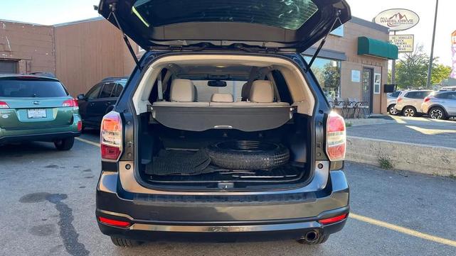Photo of 2015 Dark Gray Metallic Subaru Forester