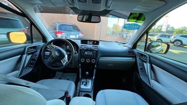 Photo of 2015 Dark Gray Metallic Subaru Forester