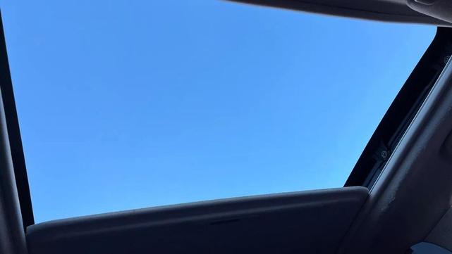 Photo of 2015 Dark Gray Metallic Subaru Forester