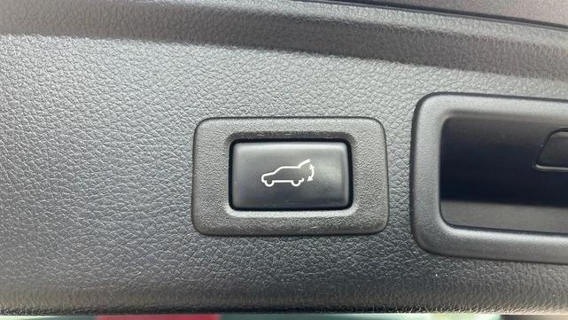 Photo of 2018 Dark Gray Metallic Subaru Forester