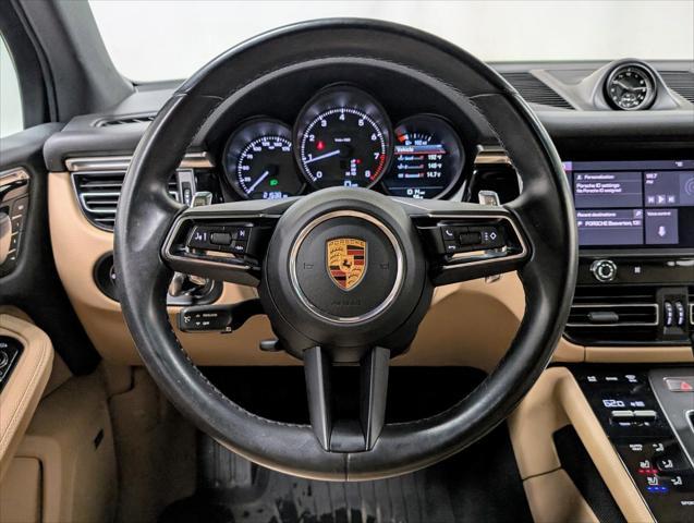 Photo of 2022 White Porsche Macan