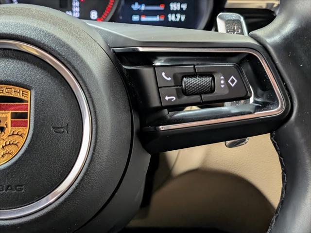 Photo of 2022 White Porsche Macan