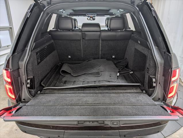 Photo of 2021 Rosello Red Metallic Land Rover Range Rover