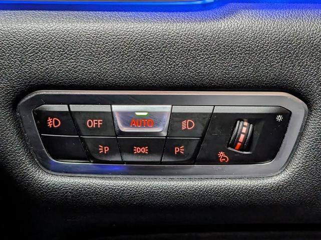 Photo of 2021 Jet Black BMW X5