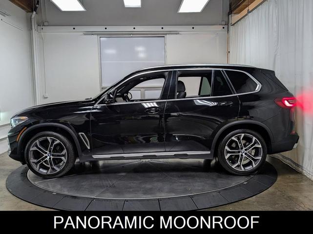Photo of 2021 Jet Black BMW X5