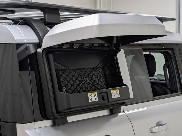 Photo of 2023 SILVER Land Rover Defender