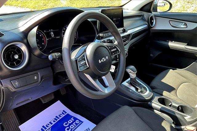 Photo of 2023 Deep Sea Blue Kia Forte
