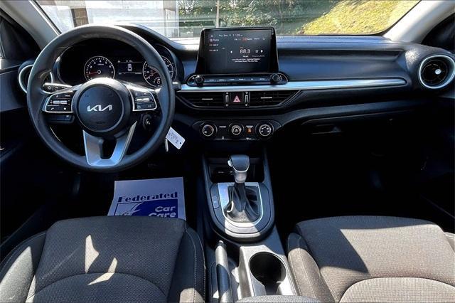 Photo of 2023 Deep Sea Blue Kia Forte