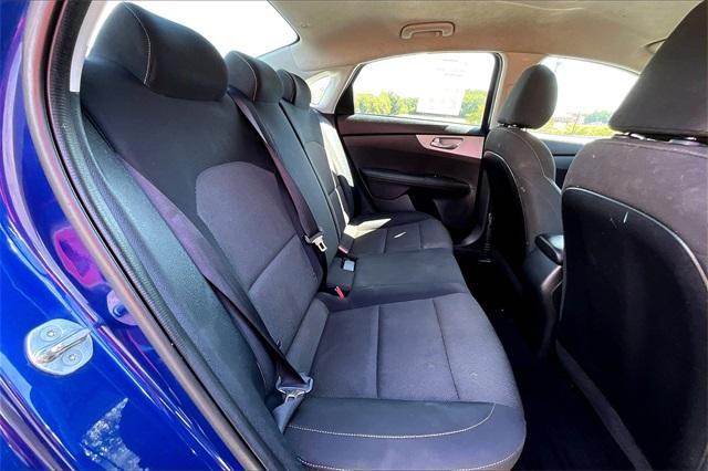 Photo of 2023 Deep Sea Blue Kia Forte