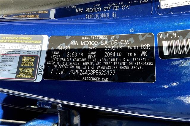 Photo of 2023 Deep Sea Blue Kia Forte