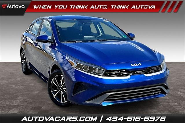 Photo of 2023 Deep Sea Blue Kia Forte