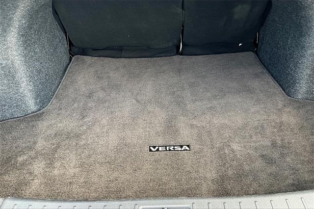 Photo of 2025 Gun Metallic Nissan Versa