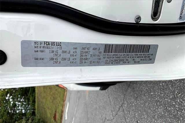 Photo of 2019 White Clearcoat Jeep Compass