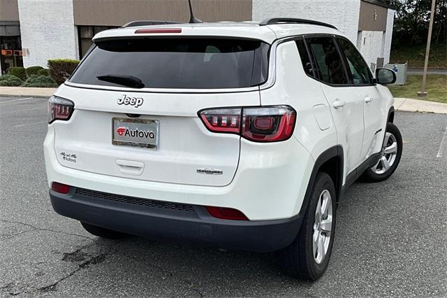 Photo of 2019 White Clearcoat Jeep Compass
