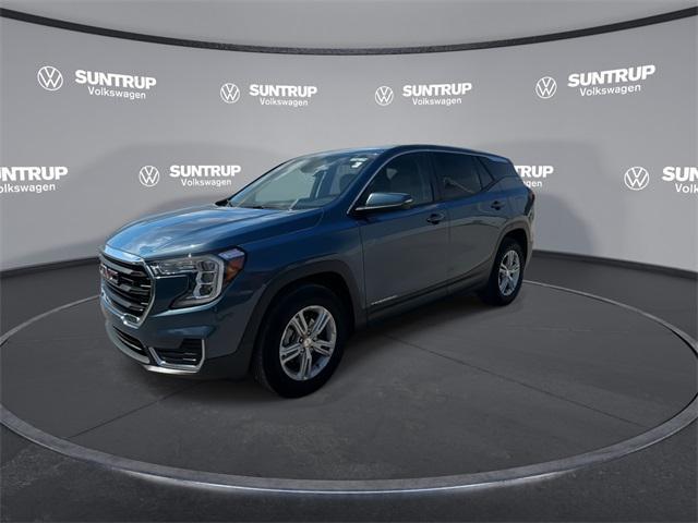 Photo of 2024 Downpour Metallic GMC Terrain