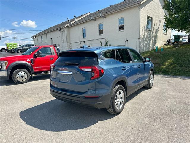 Photo of 2024 Downpour Metallic GMC Terrain